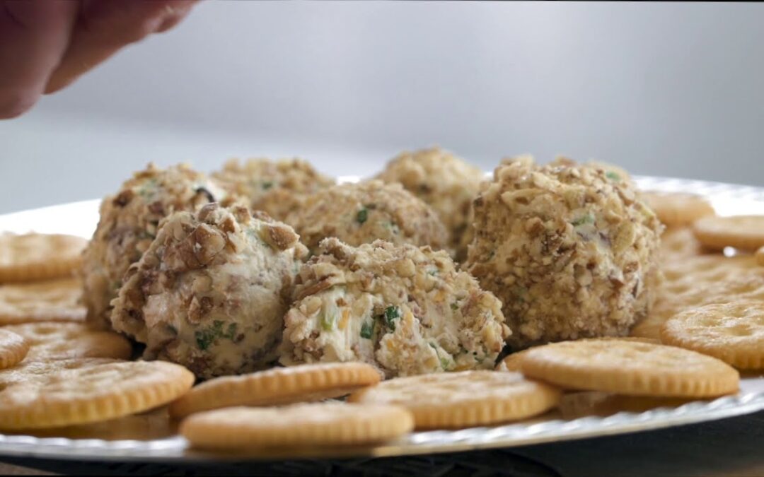 Jalapeño Bacon Cheese Ball